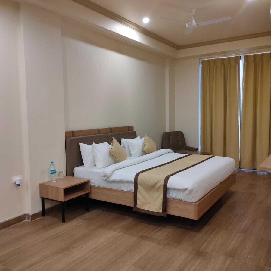 Hotel The Golf 1 Lucknow Exterior foto